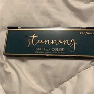 Profusion complete matte lipstick